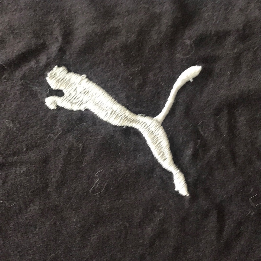 Puma black tshirt - Picture 2 of 4